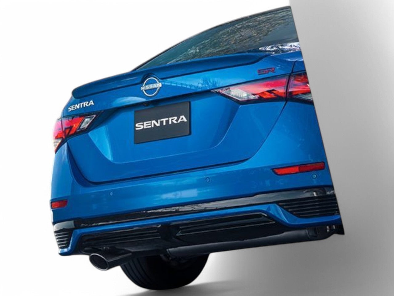 2025 Nissan Sentra SR Bi-Tono CVT