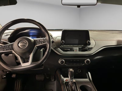 2022 Nissan Altima 4 pts. SR, 2.0T, CVT, a/ac., VE del., RA-19