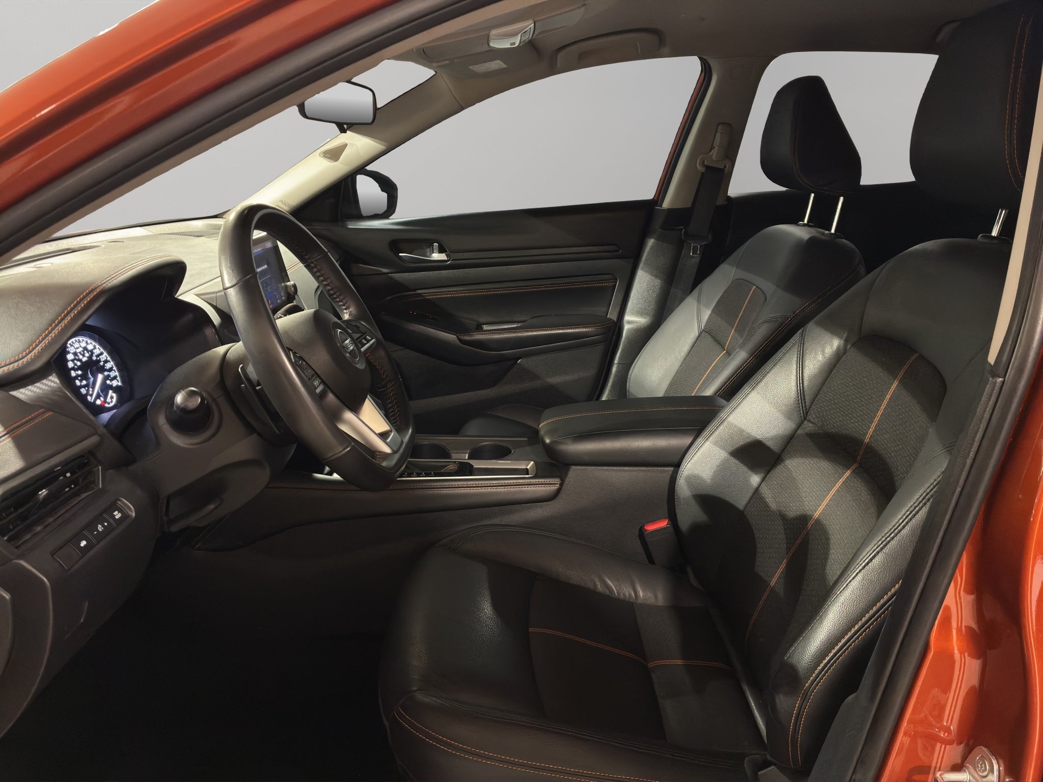 2022 Nissan Altima 4 pts. SR, 2.0T, CVT, a/ac., VE del., RA-19