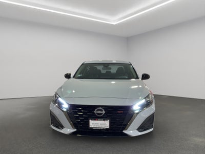 2023 Nissan Altima 4 pts. SR, 2.0T, CVT, a/ac., f. led, alerón, RA-19