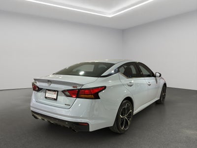 2023 Nissan Altima 4 pts. SR, 2.0T, CVT, a/ac., f. led, alerón, RA-19