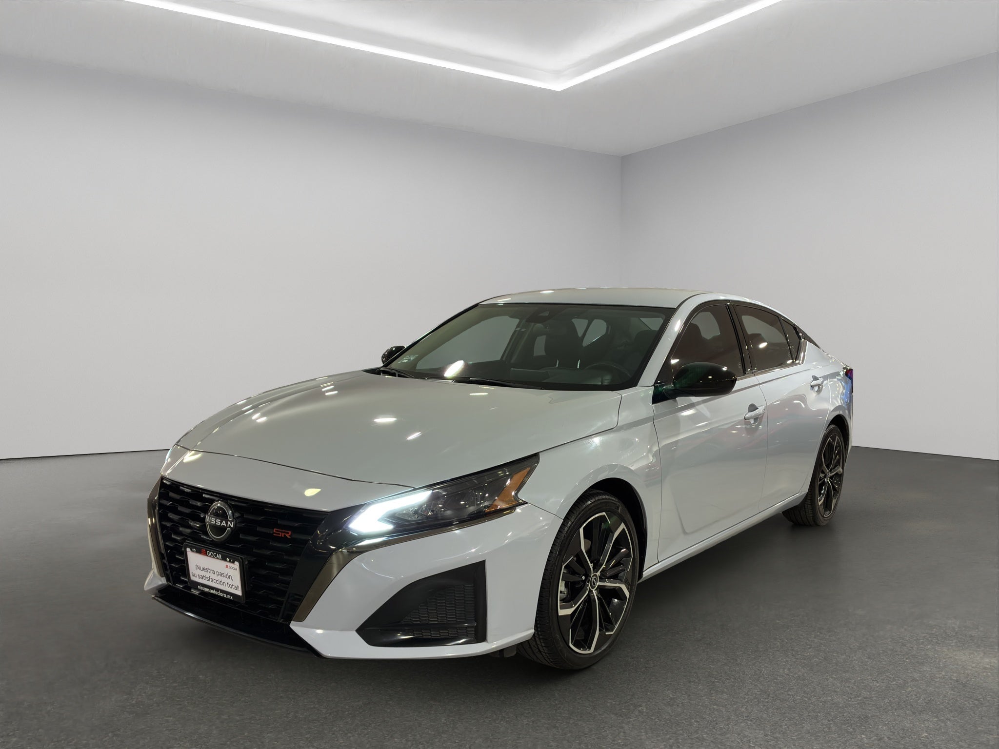 2023 Nissan Altima 4 pts. SR, 2.0T, CVT, a/ac., f. led, alerón, RA-19