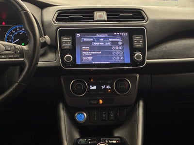 2021 Nissan Leaf 5 pts. HB SL, EV, autonomía 240 km, 40 kWh, piel, RA-17