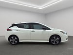 2021 Nissan Leaf 5 pts. HB SL, EV, autonomía 240 km, 40 kWh, piel, RA-17