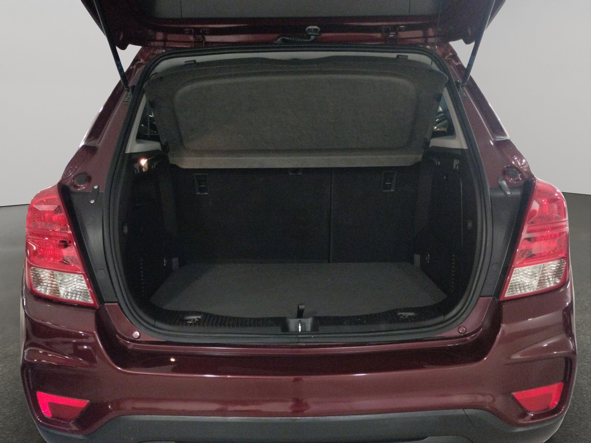 2017 Chevrolet Trax VUD 5 pts. LT, 1.8l, TA, tela/piel, RA-16 (cambio de línea)