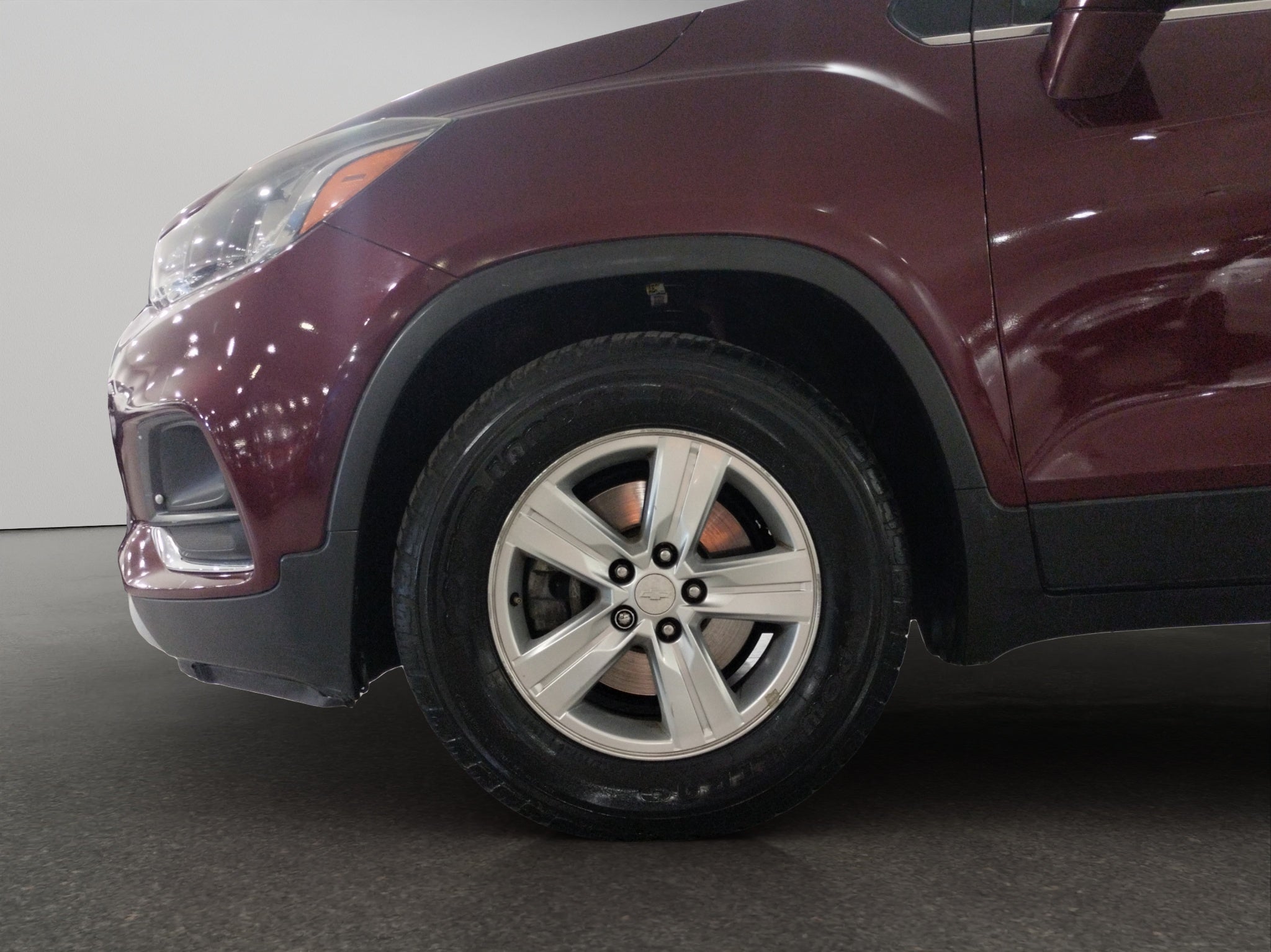 2017 Chevrolet Trax VUD 5 pts. LT, 1.8l, TA, tela/piel, RA-16 (cambio de línea)