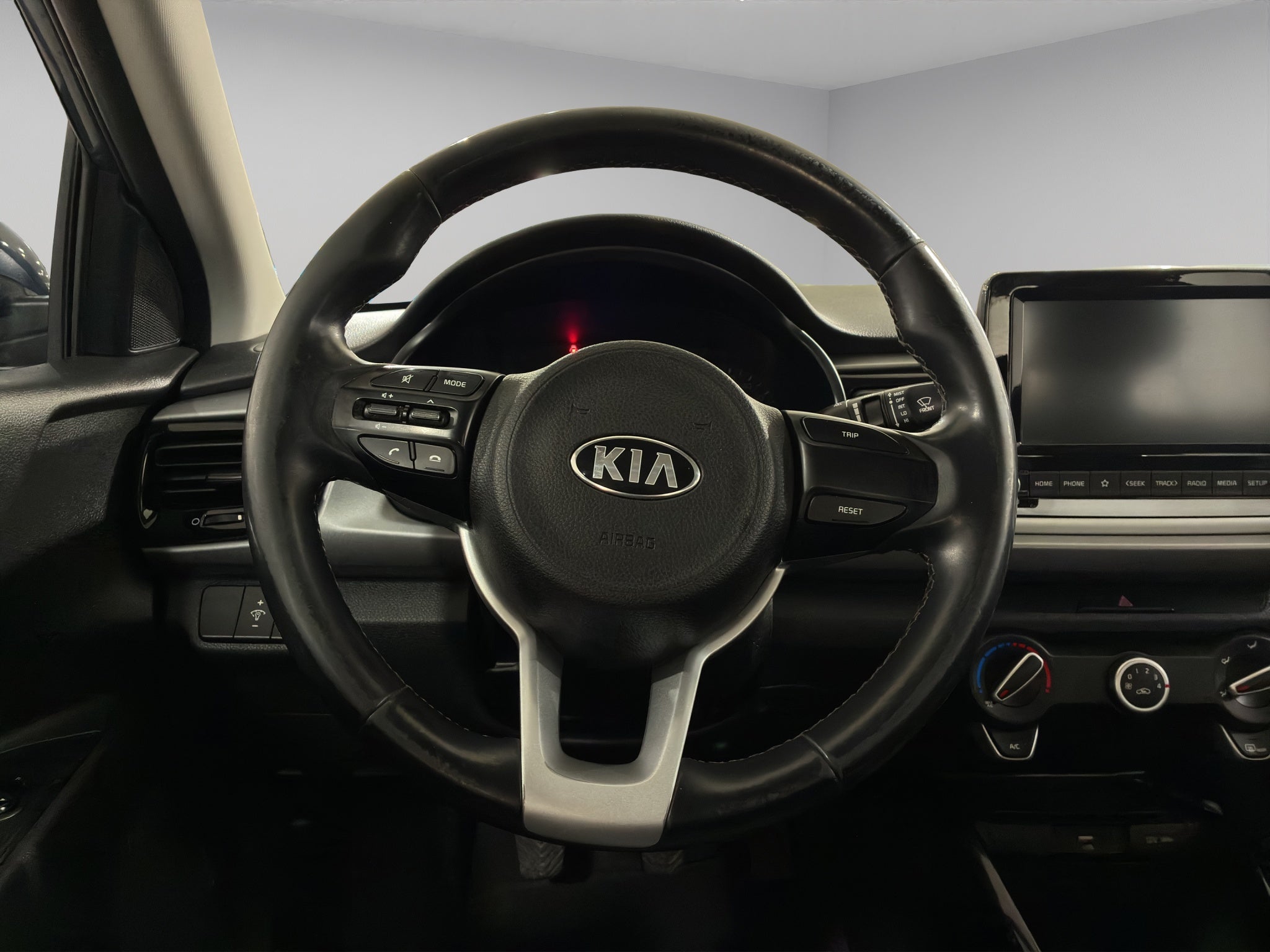 2021 Kia Rio 4 pts. LX, TM6, a/ac., VE, RA-15