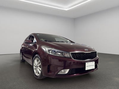 2018 Kia Forte 4 pts. EX, TM6, a/ac., pantalla 7