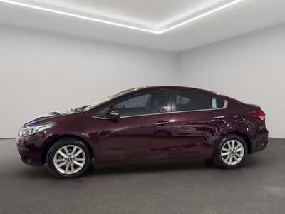 2018 Kia Forte 4 pts. EX, TM6, a/ac., pantalla 7
