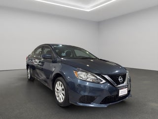 2019 Nissan Sentra 4 pts. Sense, TM6, a/ac., RA-16 (línea anterior)