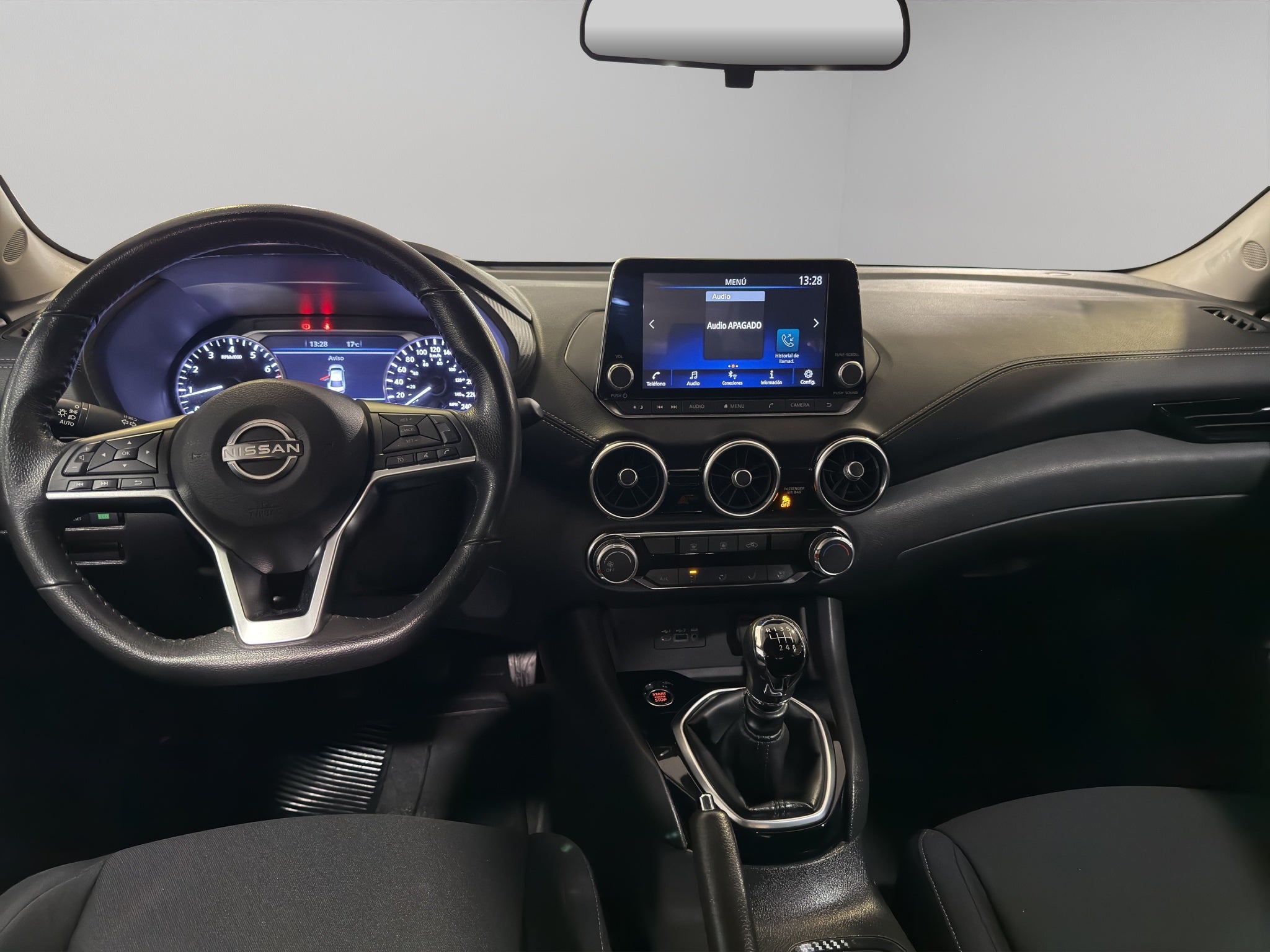 2024 Nissan Sentra 4 pts. Advance, TM6, a/ac., f. niebla, RA-16