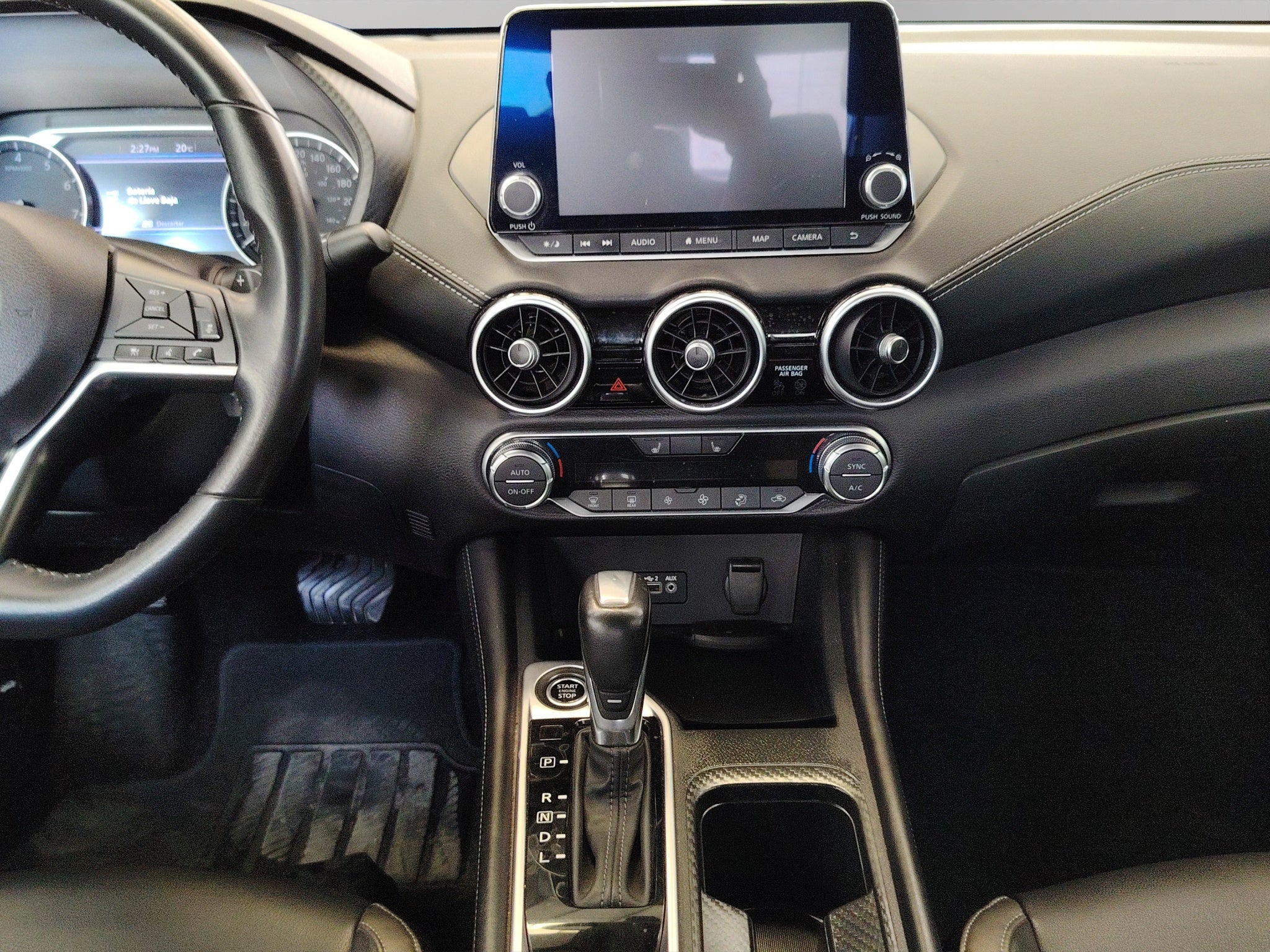 2023 Nissan Sentra 4 pts. SR, TA, a/ac., QC, s. Bose, f. led, RA-18