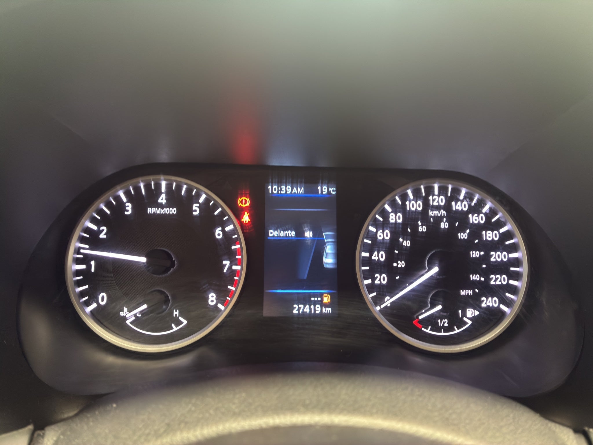 2024 Nissan Sentra 4 pts. Sense, TM6, a/ac., RA-16