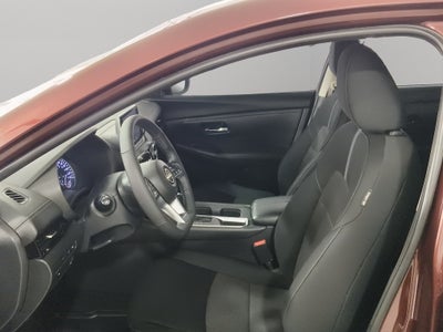 2024 Nissan Sentra 4 pts. Advance, TM6, a/ac., f. niebla, RA-16