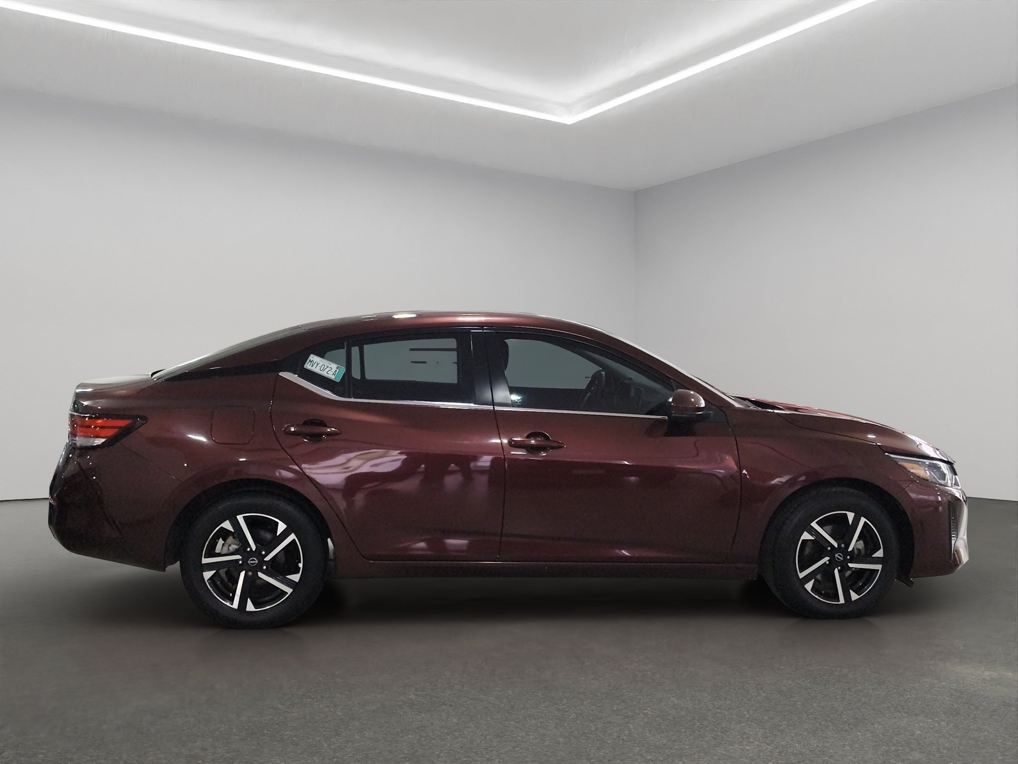 2024 Nissan Sentra 4 pts. Advance, TM6, a/ac., f. niebla, RA-16