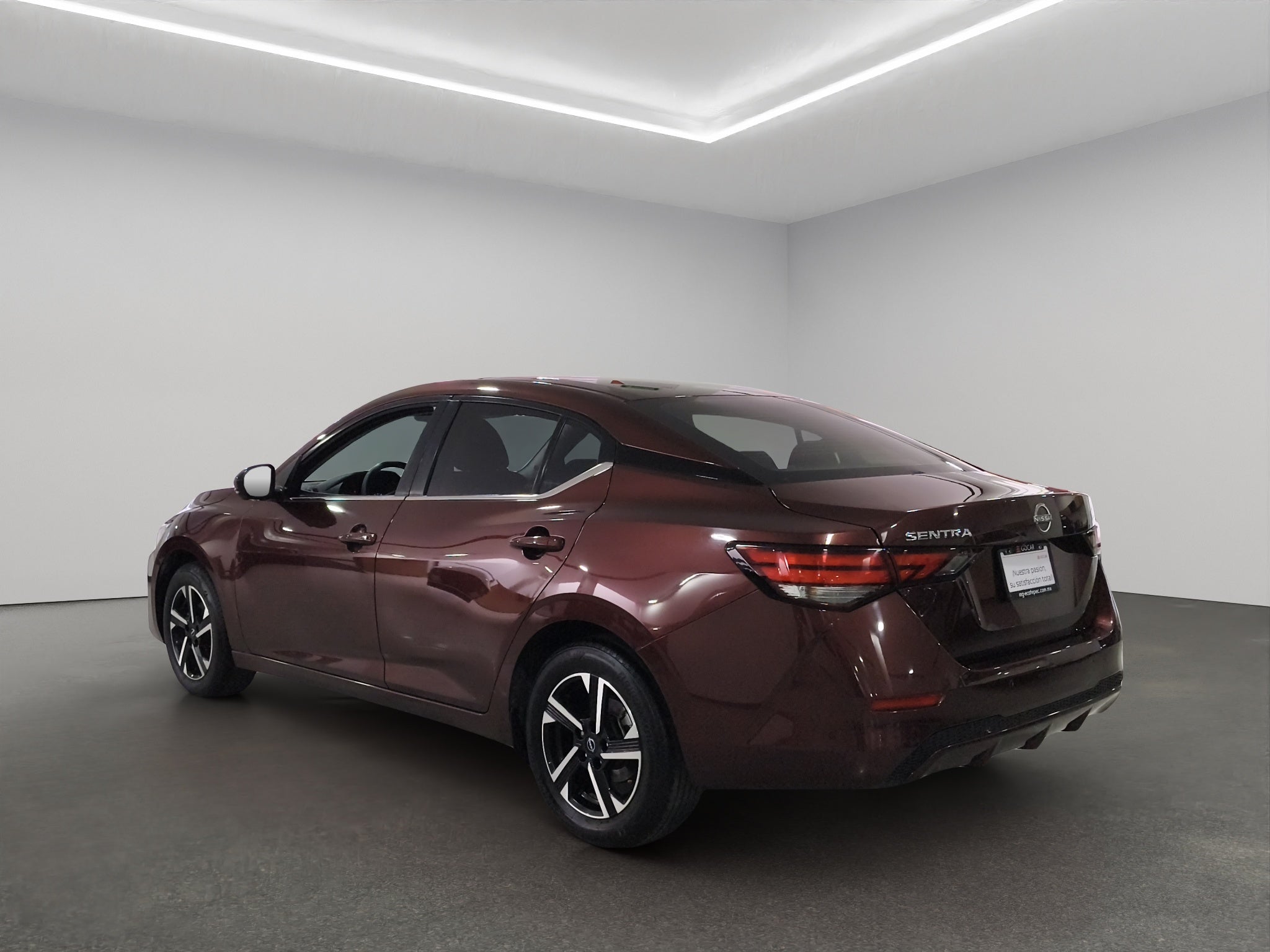 2024 Nissan Sentra 4 pts. Advance, TM6, a/ac., f. niebla, RA-16