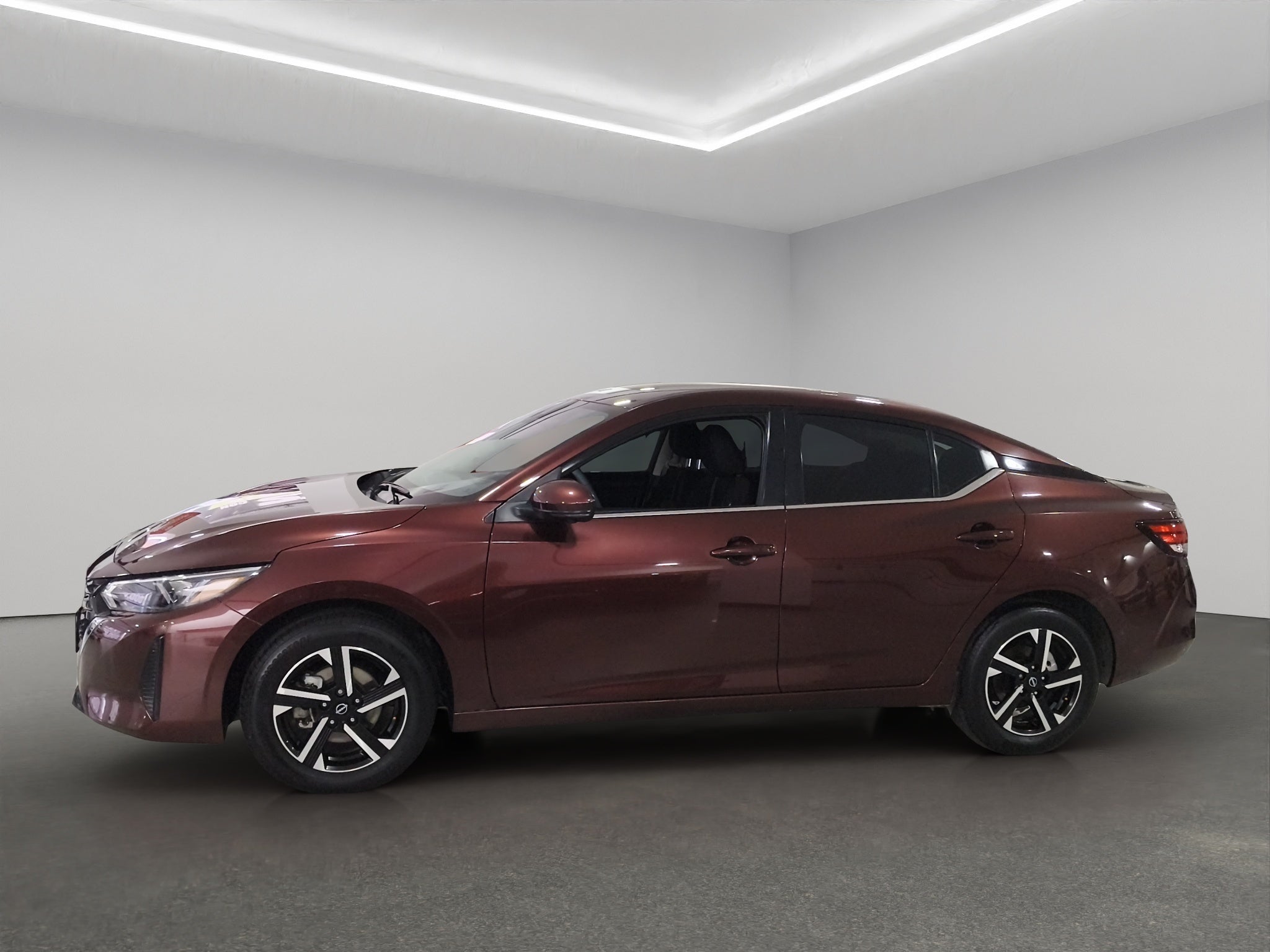 2024 Nissan Sentra 4 pts. Advance, TM6, a/ac., f. niebla, RA-16