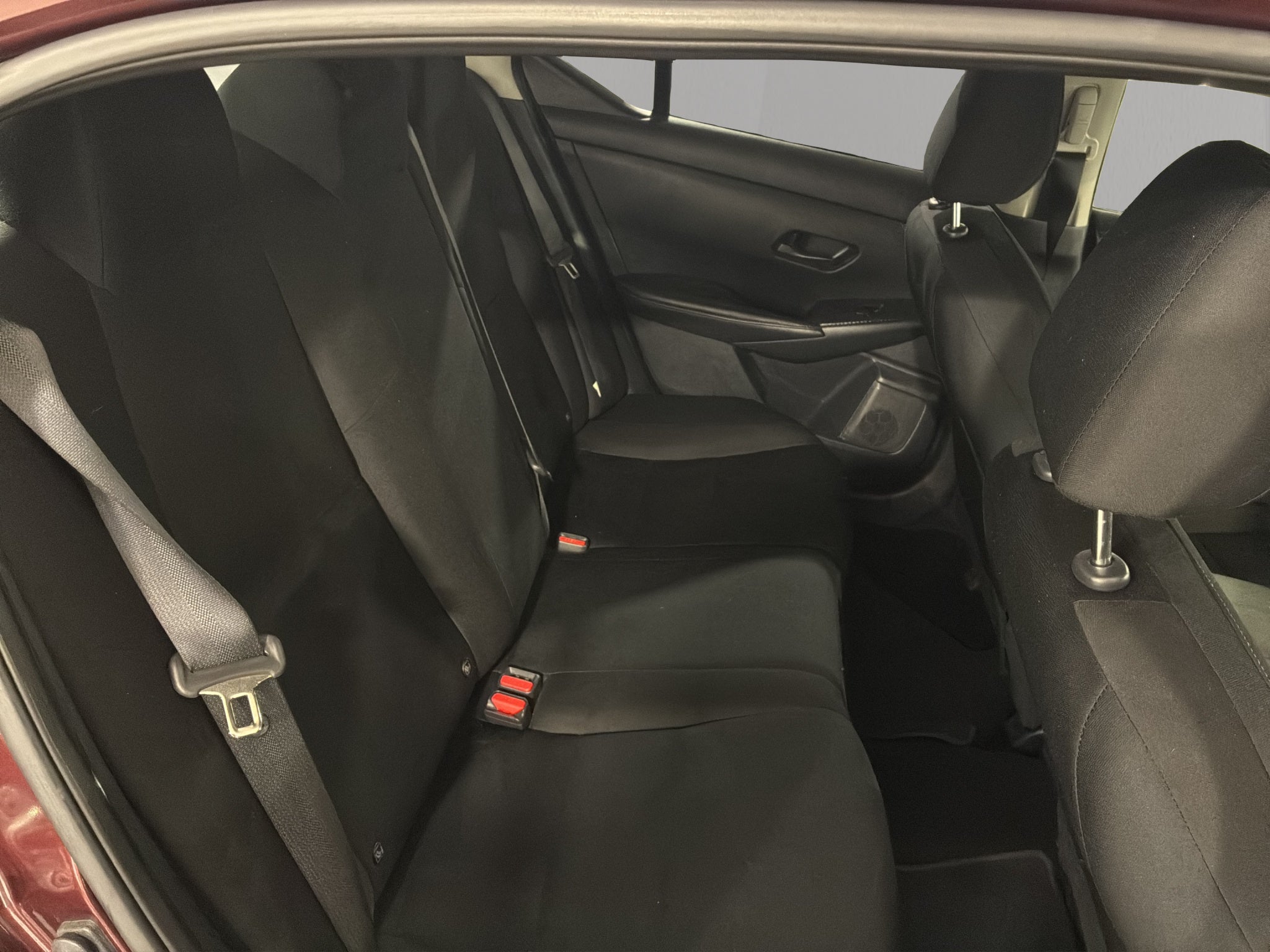 2024 Nissan Sentra 4 pts. Sense, TM6, a/ac., RA-16