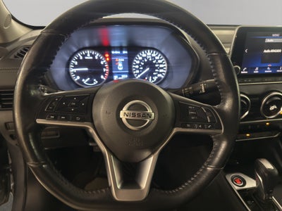 2022 Nissan Sentra 4 pts. Advance, TM6, a/ac., f. niebla, RA-16