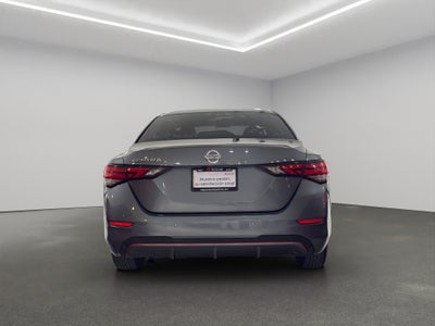2022 Nissan Sentra 4 pts. Advance, TM6, a/ac., f. niebla, RA-16