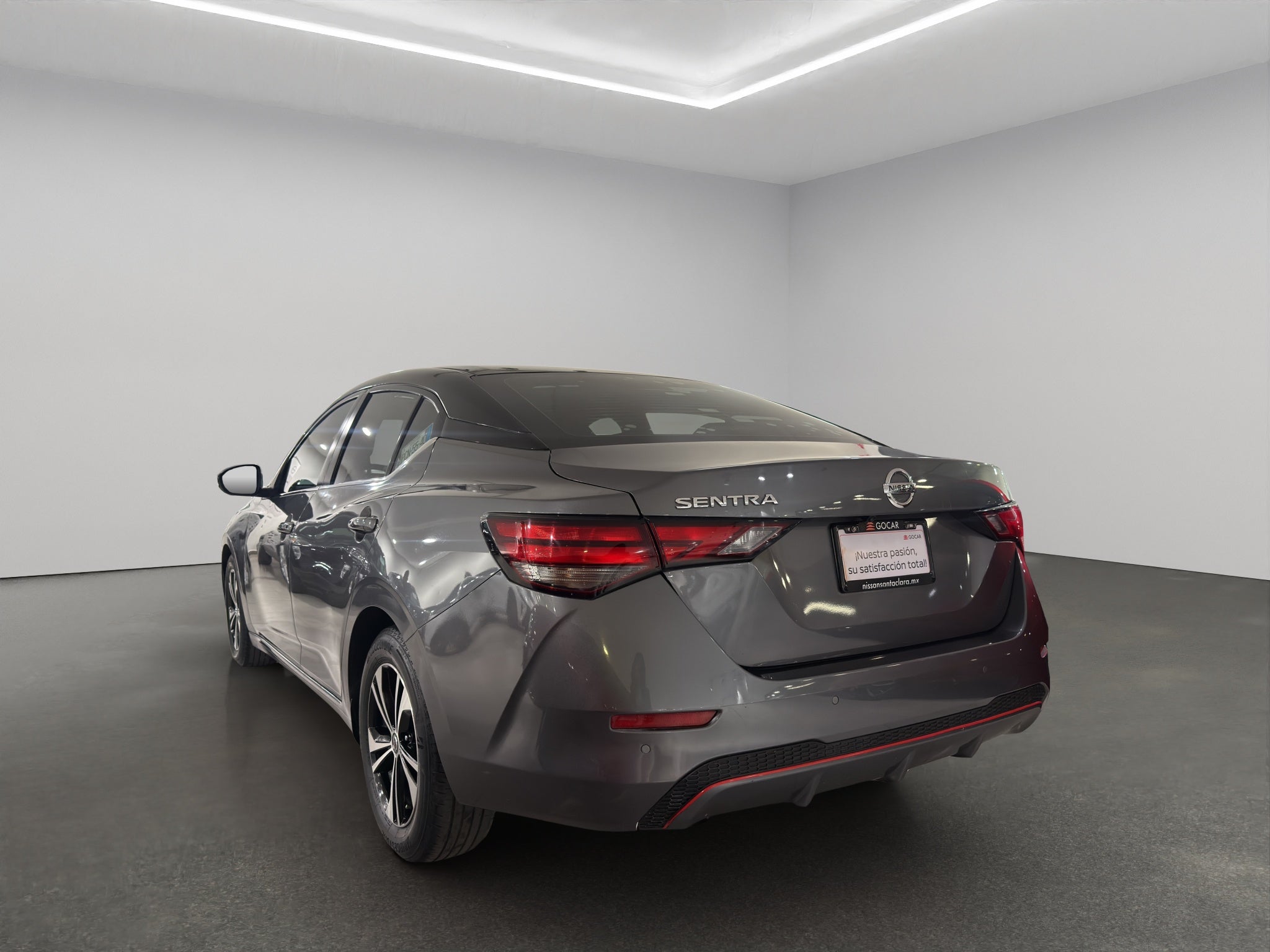 2022 Nissan Sentra 4 pts. Advance, TM6, a/ac., f. niebla, RA-16