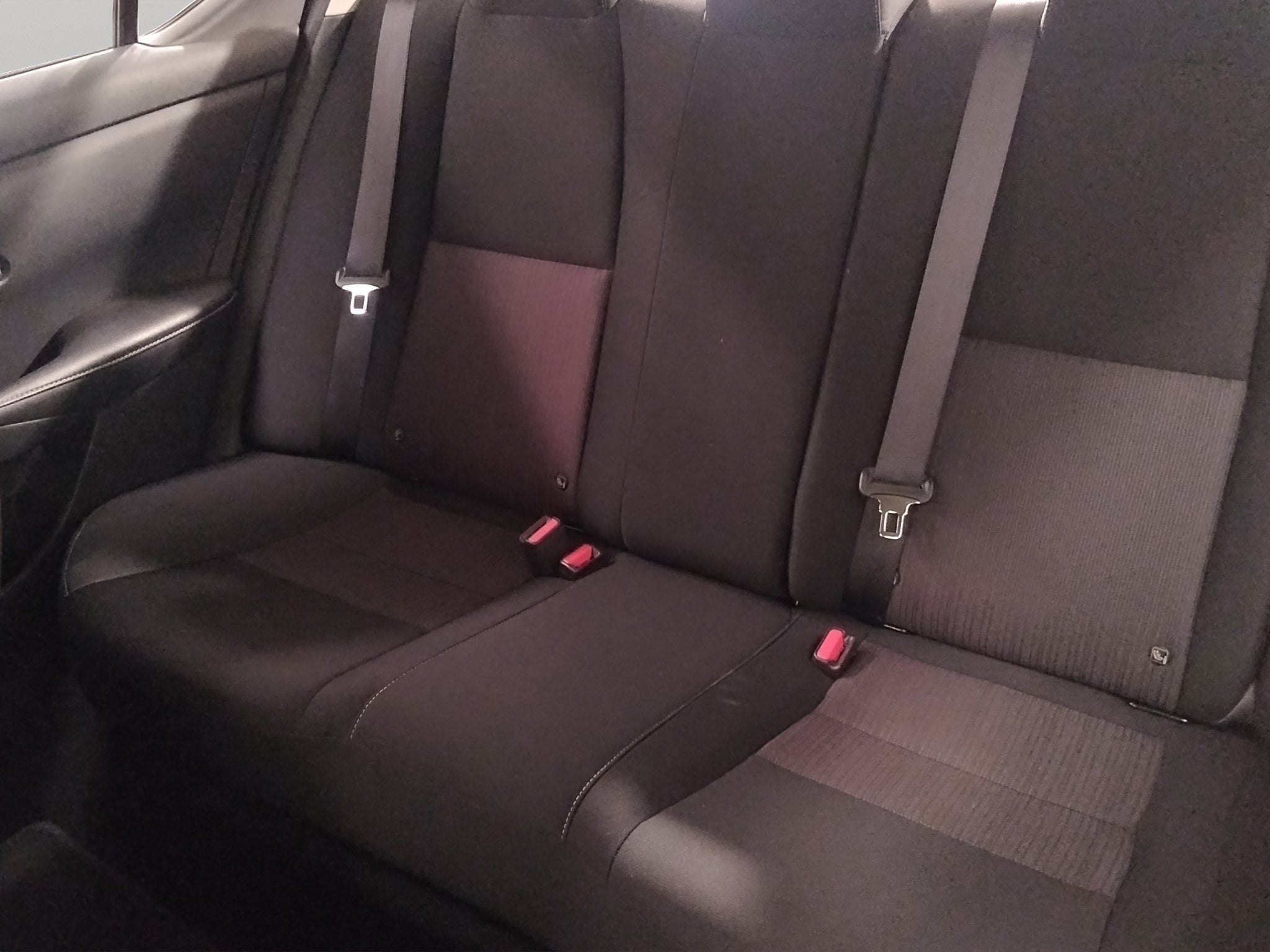 2023 Nissan Sentra 4 pts. Advance, TM6, a/ac., f. niebla, RA-16