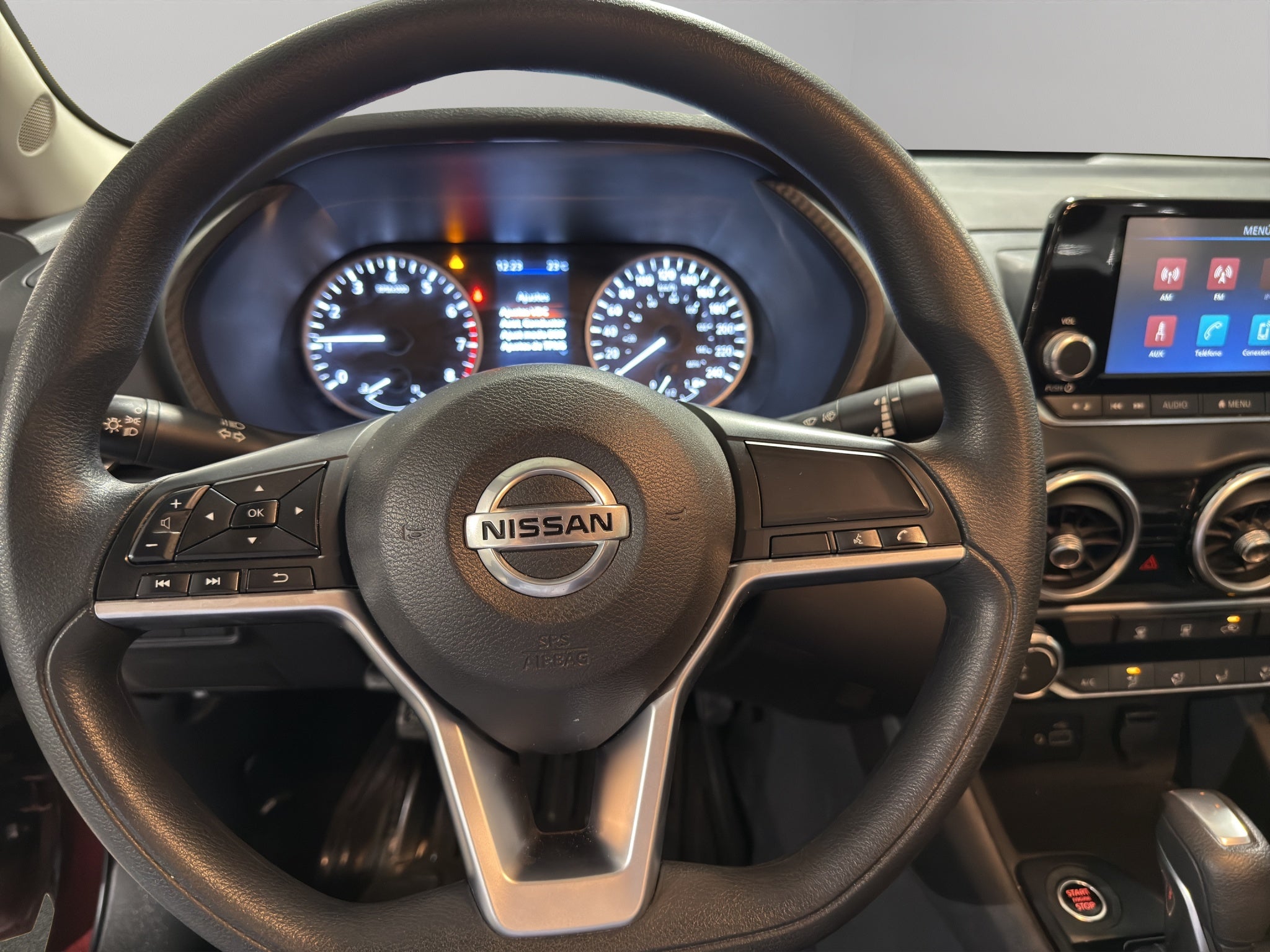 2022 Nissan Sentra 4 pts. Sense, TM6, a/ac., RA-16