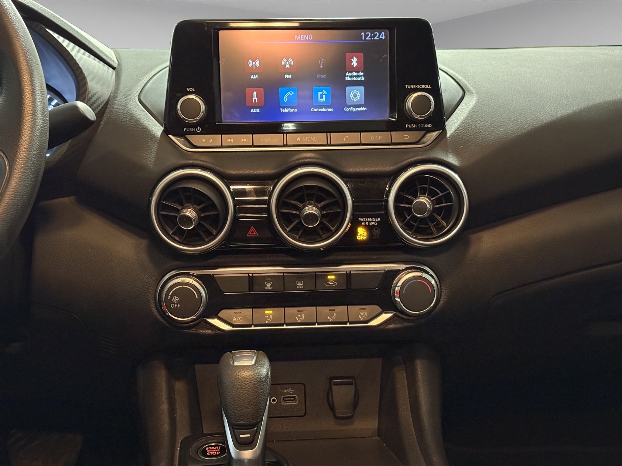 2022 Nissan Sentra 4 pts. Sense, TM6, a/ac., RA-16