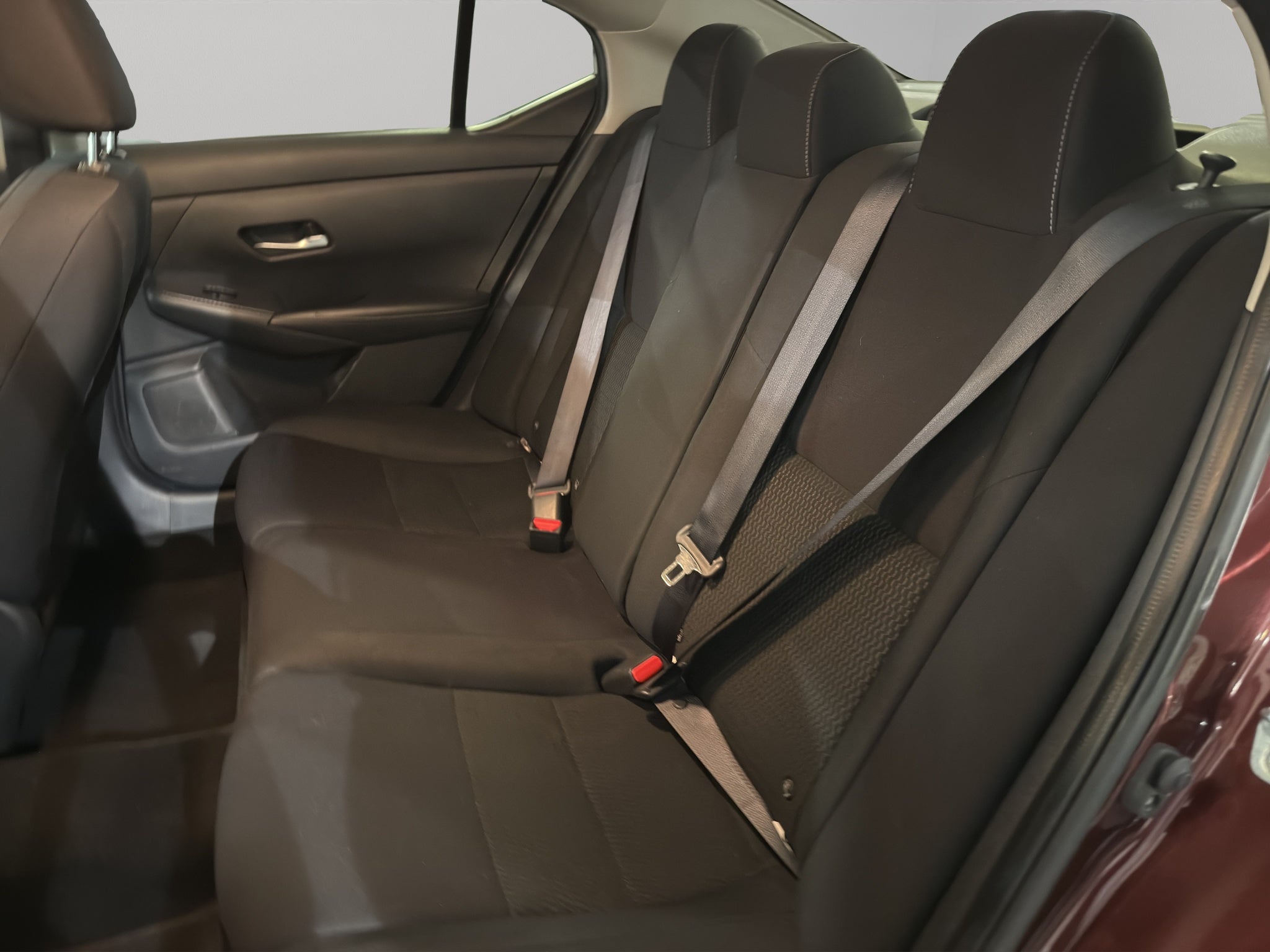2022 Nissan Sentra 4 pts. Sense, TM6, a/ac., RA-16