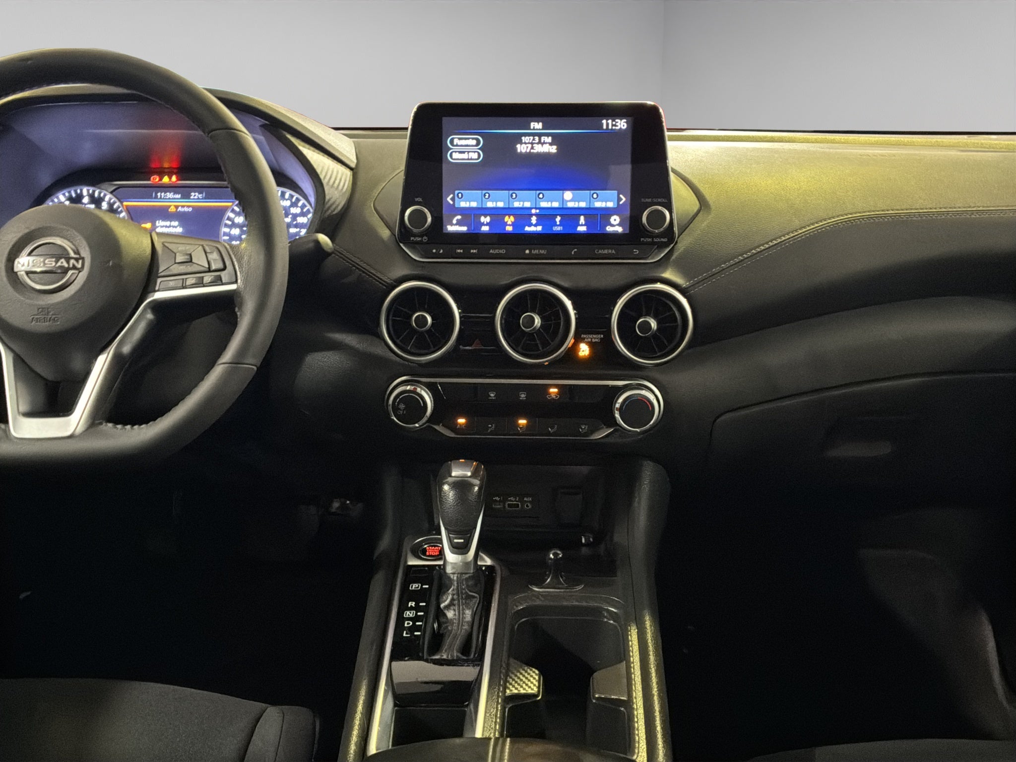 2024 Nissan Sentra 4 pts. Advance, TM6, a/ac., f. niebla, RA-16