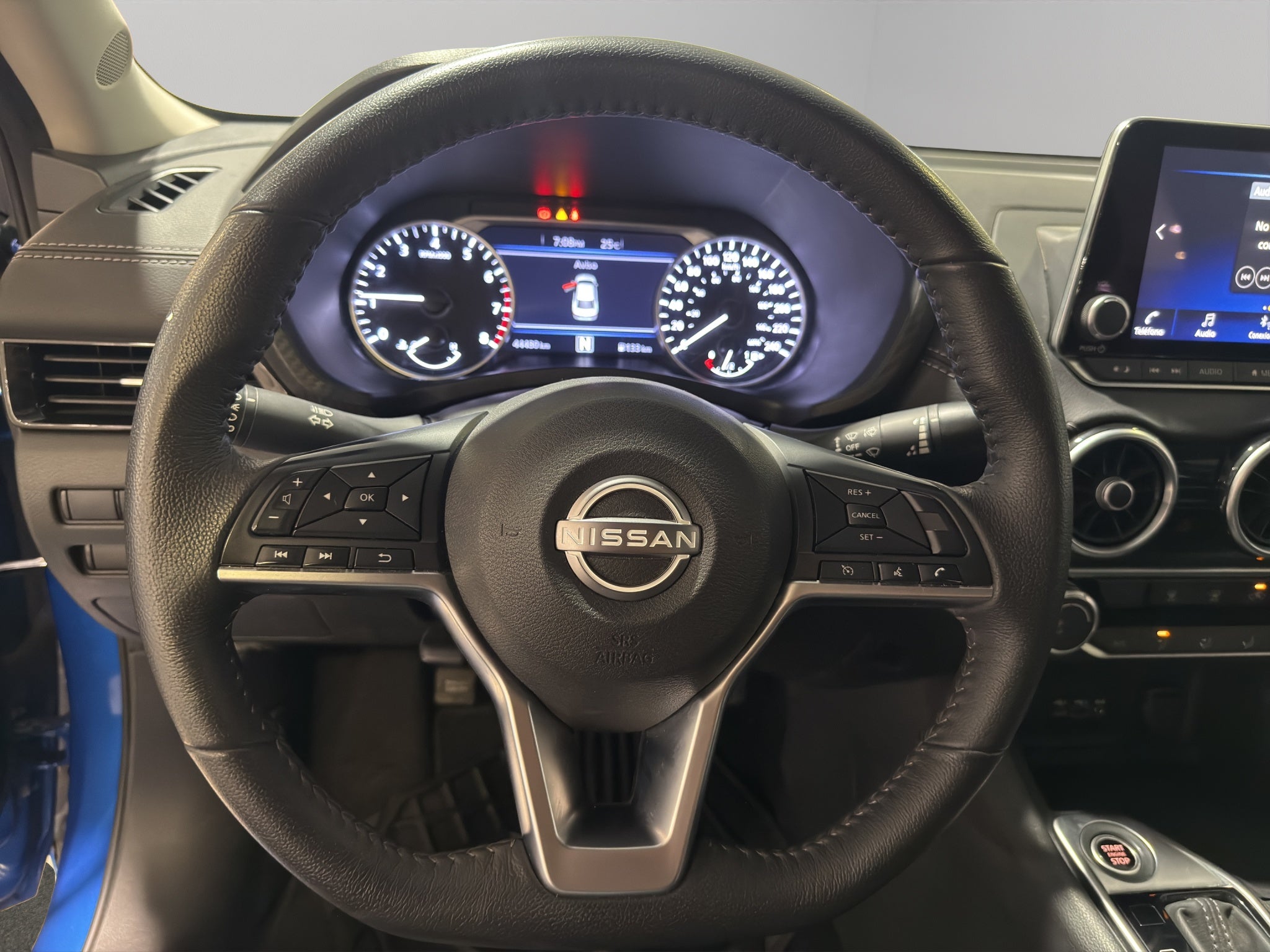 2024 Nissan Sentra 4 pts. Advance, TM6, a/ac., f. niebla, RA-16