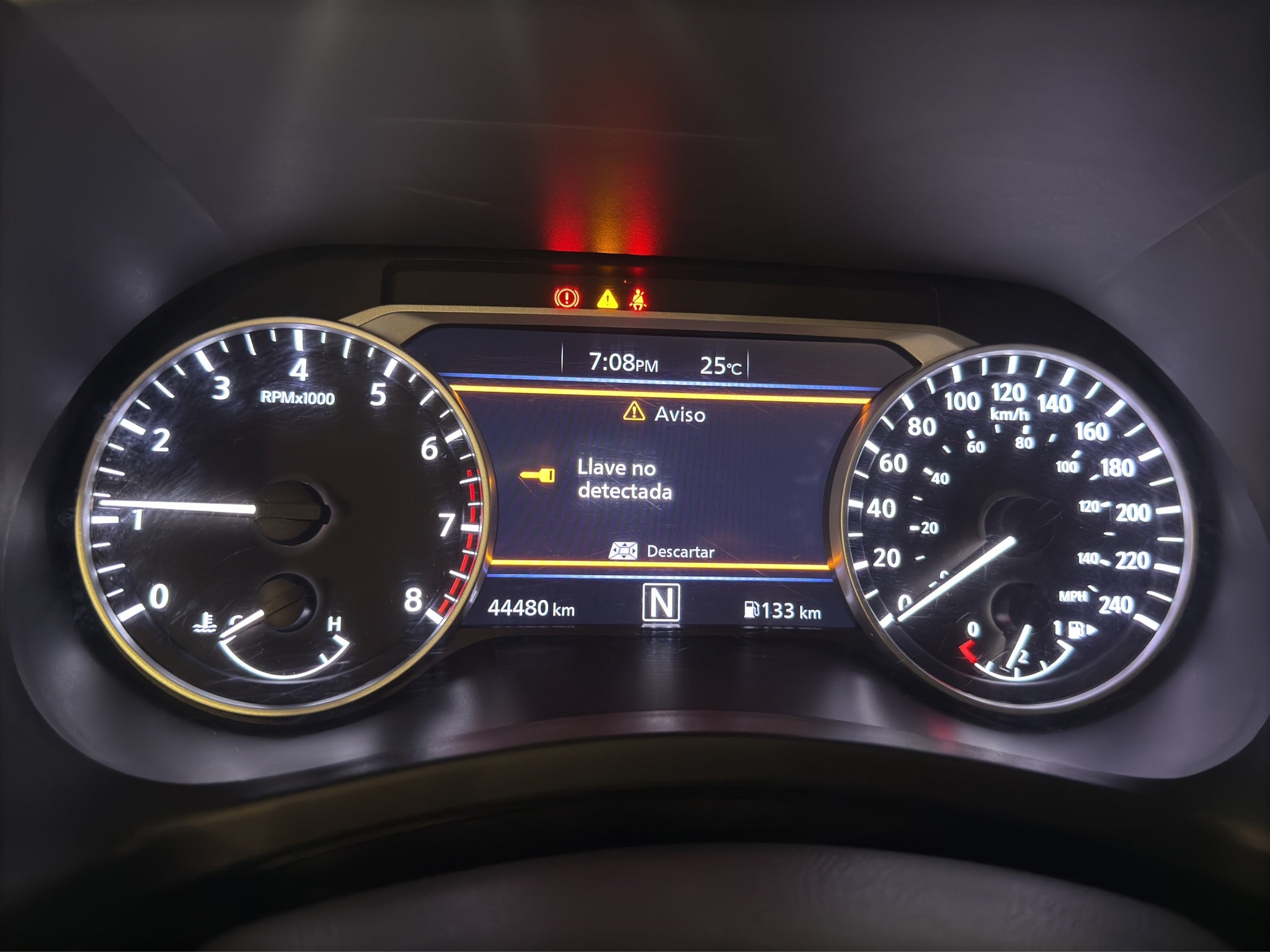 2024 Nissan Sentra 4 pts. Advance, TM6, a/ac., f. niebla, RA-16
