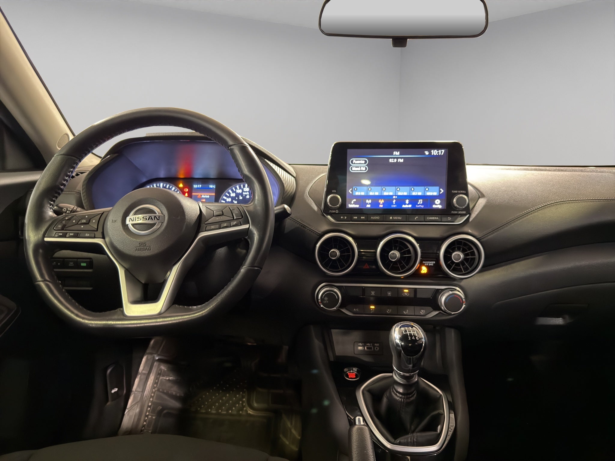 2023 Nissan Sentra 4 pts. Advance, TM6, a/ac., f. niebla, RA-16