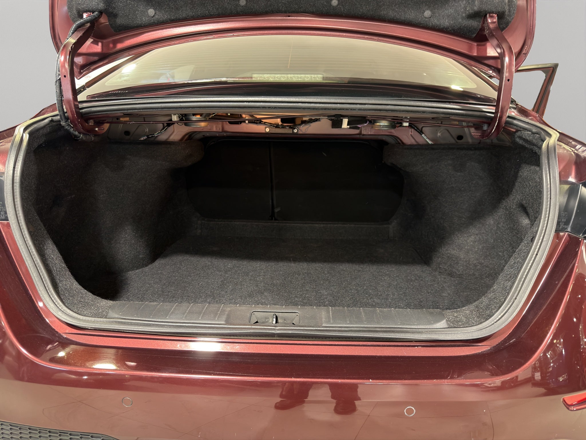 2023 Nissan Sentra 4 pts. Advance, TM6, a/ac., f. niebla, RA-16