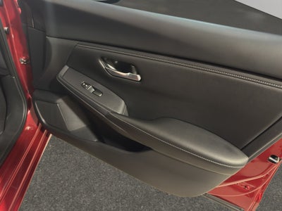 2023 Nissan Sentra 4 pts. Advance, TM6, a/ac., f. niebla, RA-16