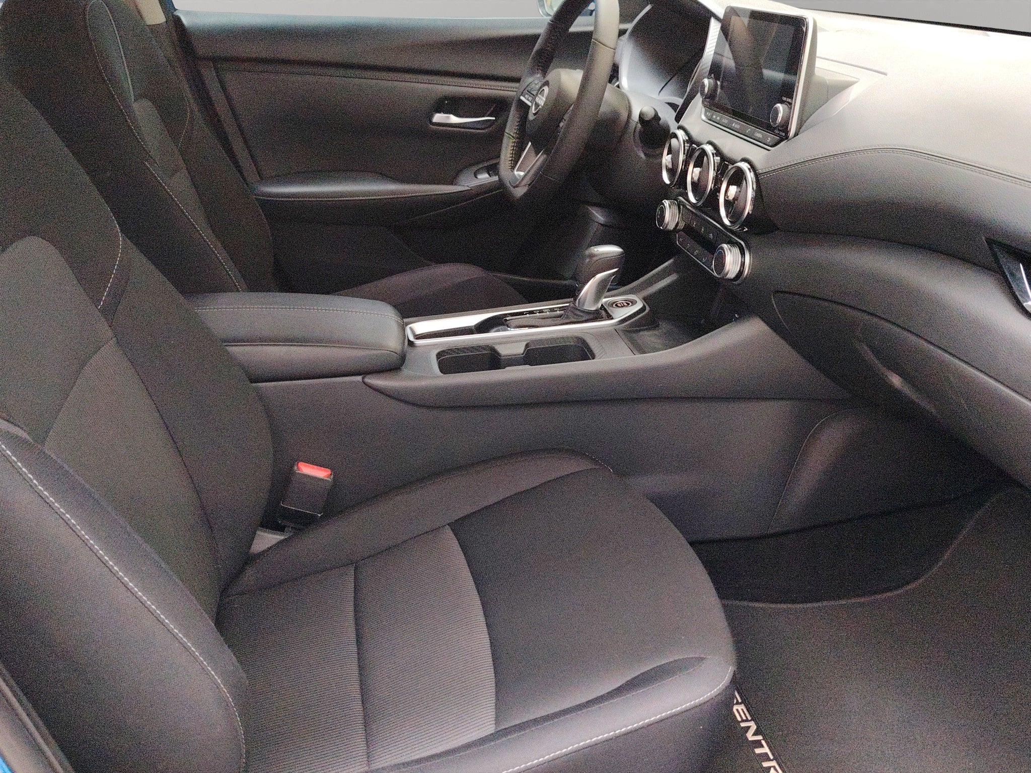 2024 Nissan Sentra ADVANCE CVT