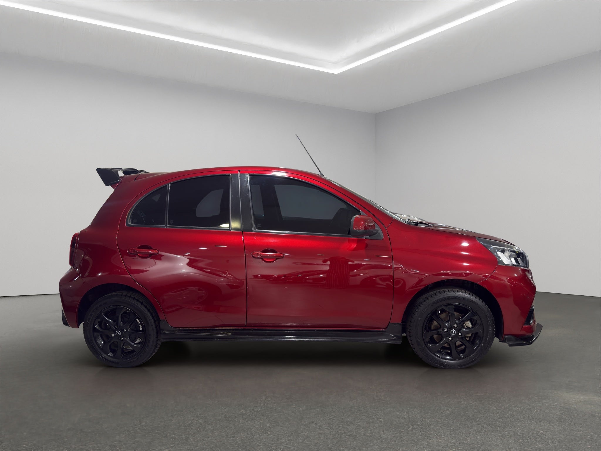 2022 Nissan March 5 pts. HB Advance, TM5, a/ac., VE, BA, ABS, RA-15