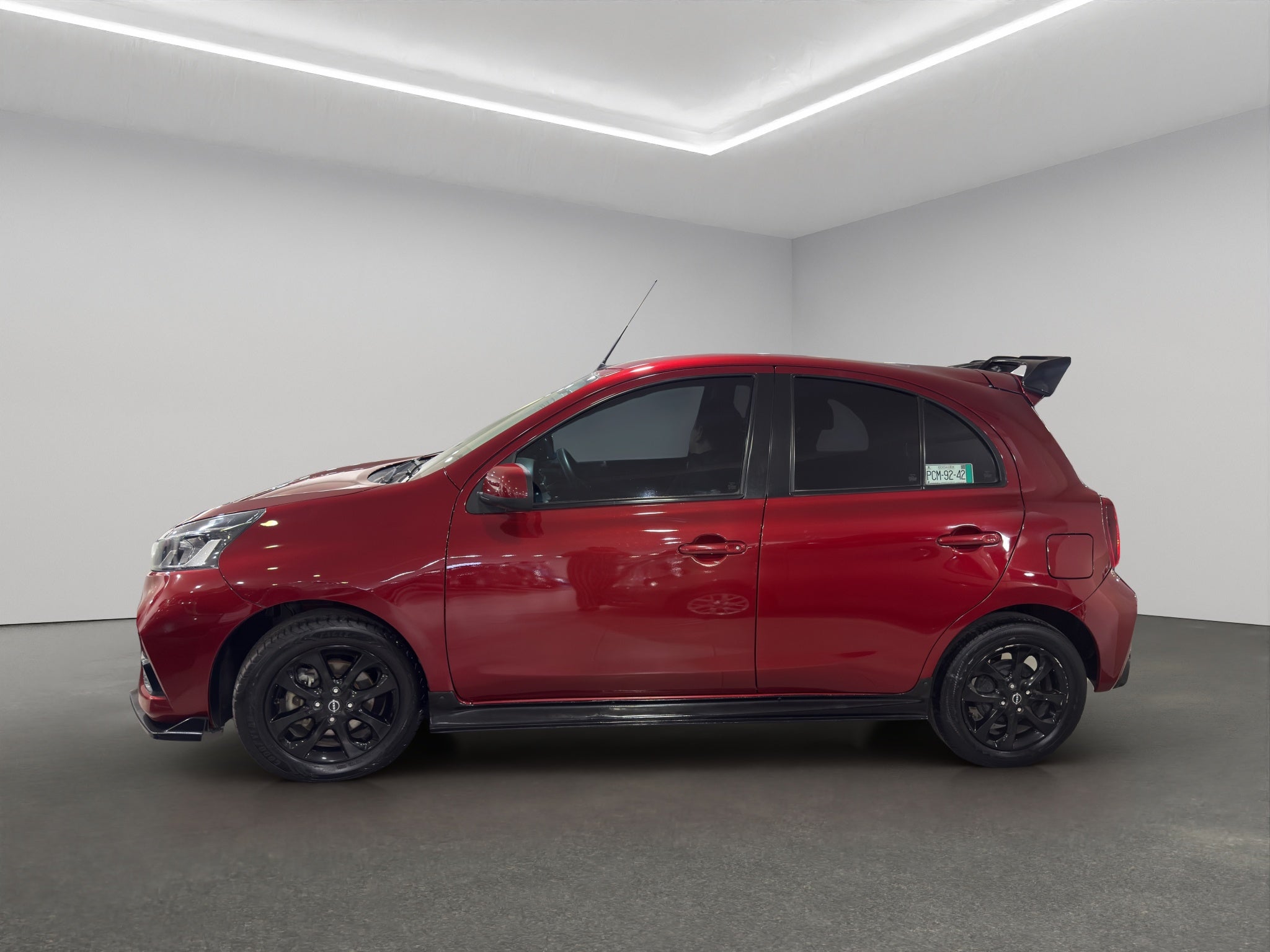 2022 Nissan March 5 pts. HB Advance, TM5, a/ac., VE, BA, ABS, RA-15
