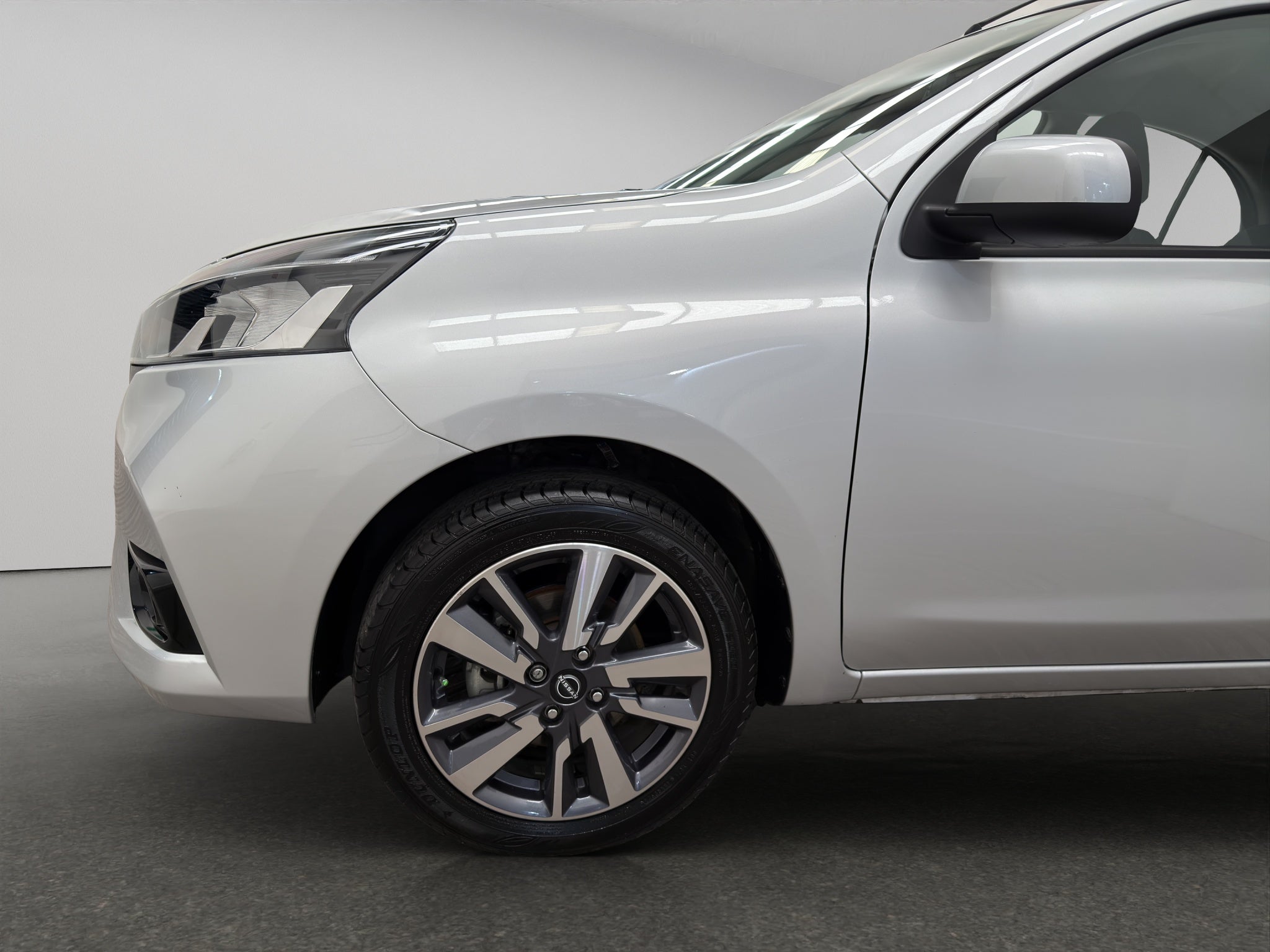 2024 Nissan March 5 pts. HB Exclusive, TM5, a/ac. Aut., VE, RA-16