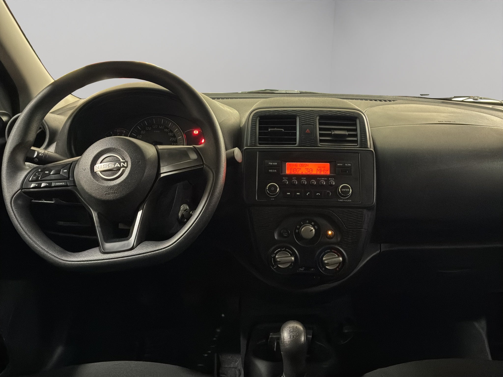 2023 Nissan March 5 pts. HB Sense, TM5, a/ac., R-14