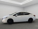 2025 Nissan Versa 4 pts. Advance, TM5, a/ac., f. niebla, RA-16