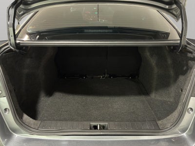 2020 Nissan Versa 4 pts. Advance, TM5, a/ac., VE, f. niebla, RA-16 (línea nueva)