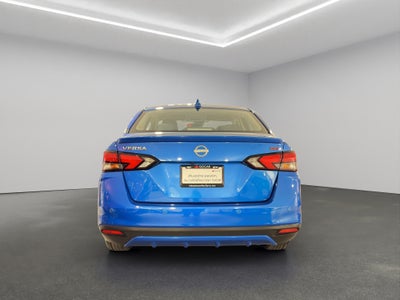 2024 Nissan Versa 4 pts. SR, TA, a/ac. Aut., f. niebla, f. led, spoiler, RA-17