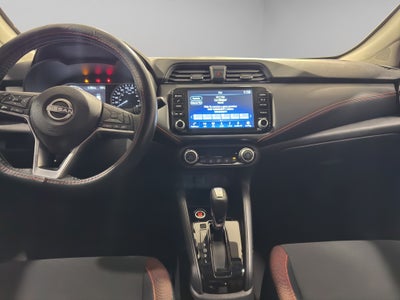 2024 Nissan Versa 4 pts. SR, CVT, a/ac. Aut., f. niebla, f. led, spoiler, RA-17