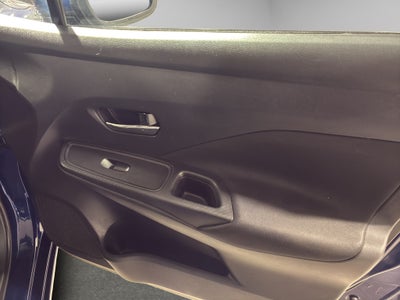 2021 Nissan Versa 4 pts. Advance, TM5, a/ac., VE, f. niebla, RA-16