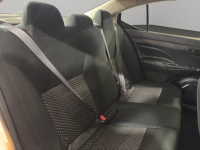 2024 Nissan Versa 4 pts. Sense, TM5, a/ac., R-15