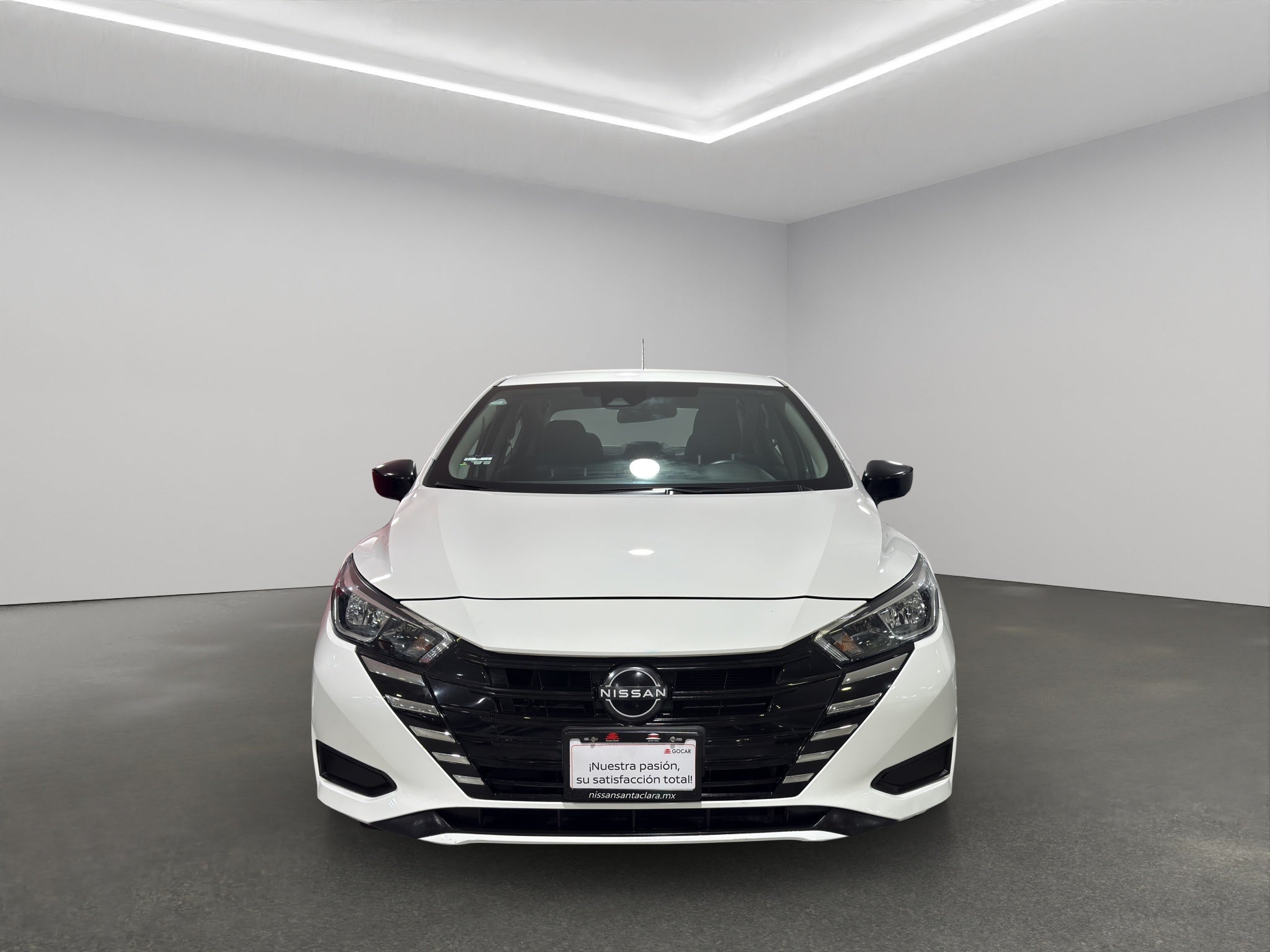 2024 Nissan Versa 4 pts. Sense, TM5, a/ac., R-15