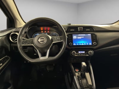 2024 Nissan Versa 4 pts. SR, CVT, a/ac. Aut., f. niebla, f. led, spoiler, RA-17