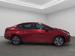 2024 Nissan Versa 4 pts. Advance, TM5, a/ac., f. niebla, RA-16