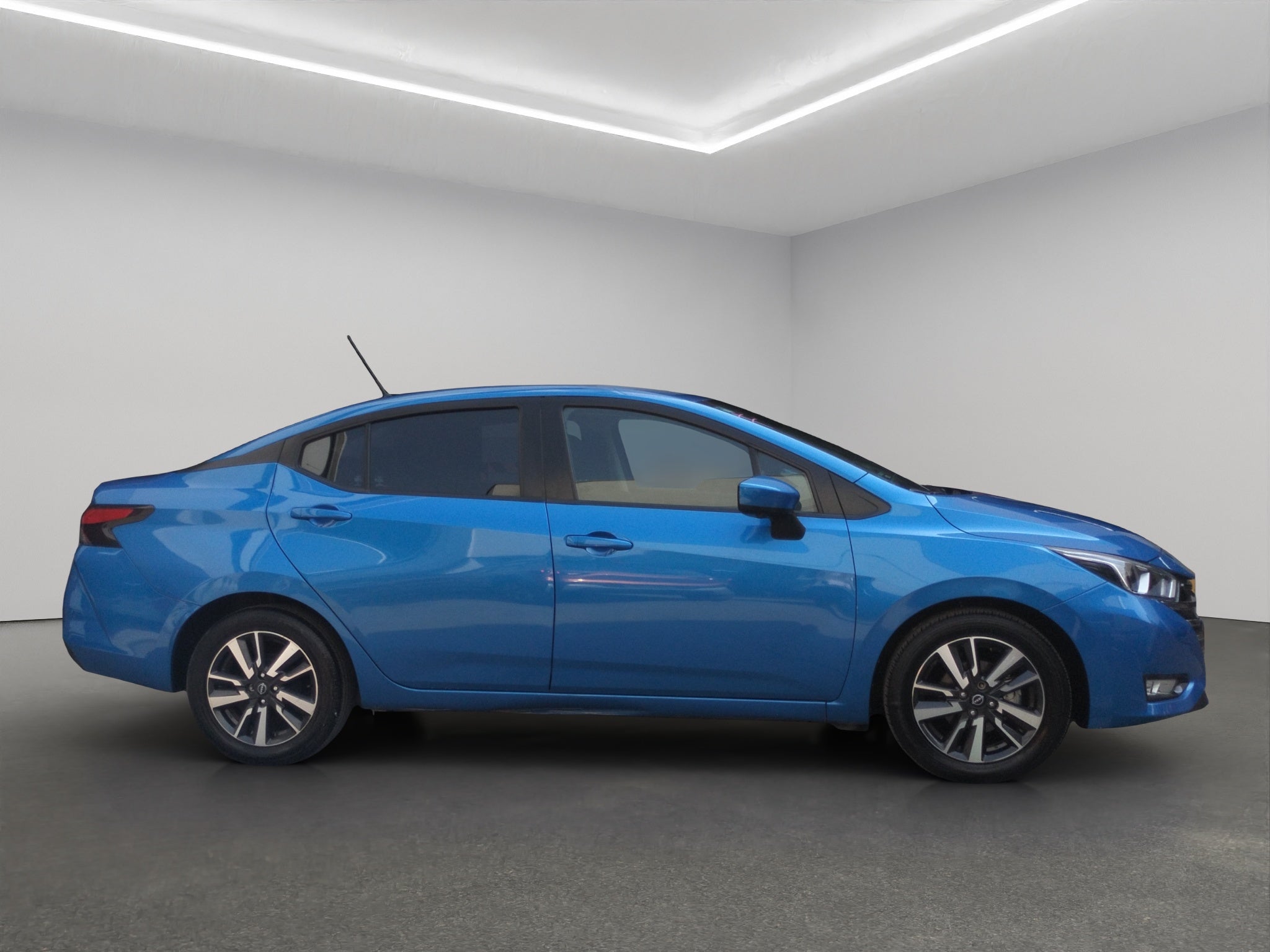 2025 Nissan Versa ADVANCE CVT